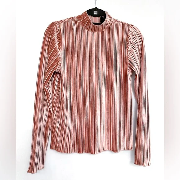J.O.A. Los Angeles Revolve Pleated Mock Neck Velvet Top Baby Pink Size Small JOA - Picture 4 of 9